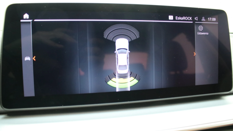 BMW Seria 5 520i mHEV aut