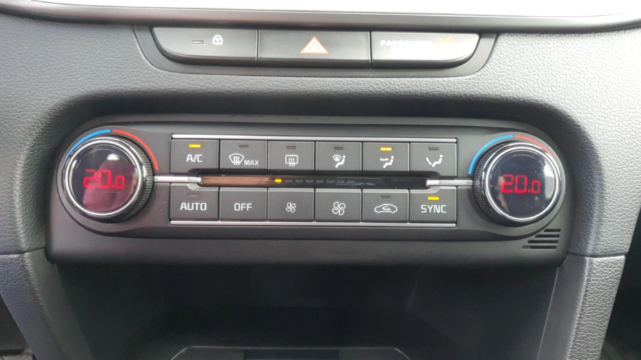 KIA Cee'd Ceed 1.5 T-GDI M