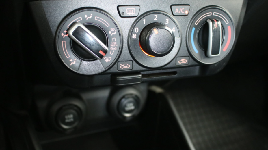 SUZUKI Swift Swift 1.2 Dualjet SHVS Premium CVT
