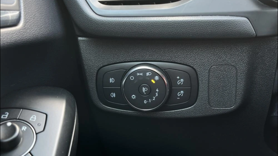 FORD Focus Focus 1.5 EcoBlue Active aut