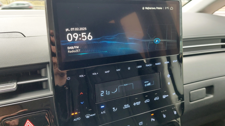 HYUNDAI Staria Staria 1.6 T-GDI HEV Luxury aut Nowy