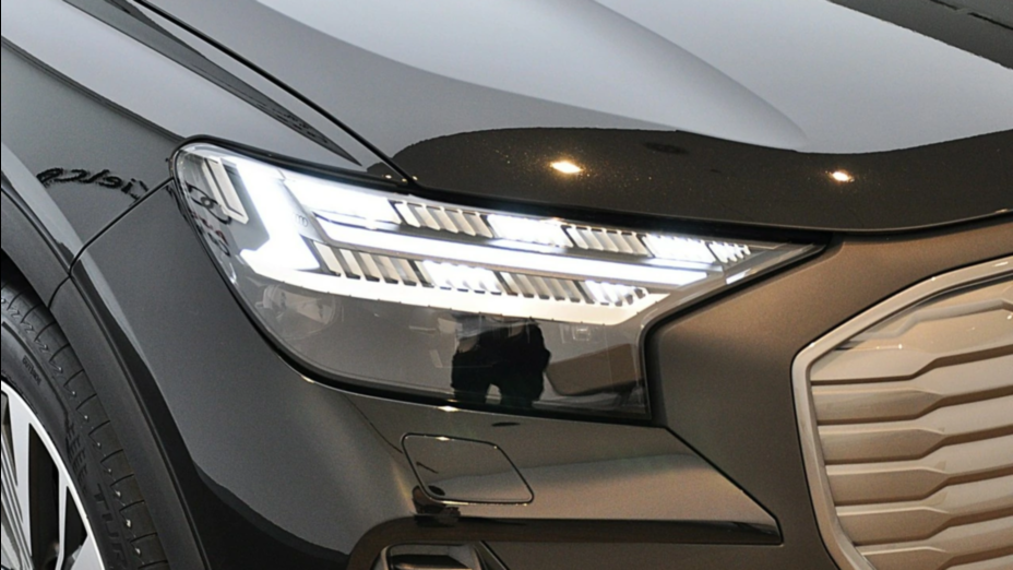 AUDI Q4 Q4 e-tron 35 52kWh Advanced