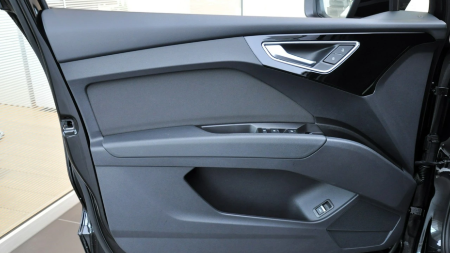 AUDI Q4 Q4 e-tron 40 77kWh Advanced