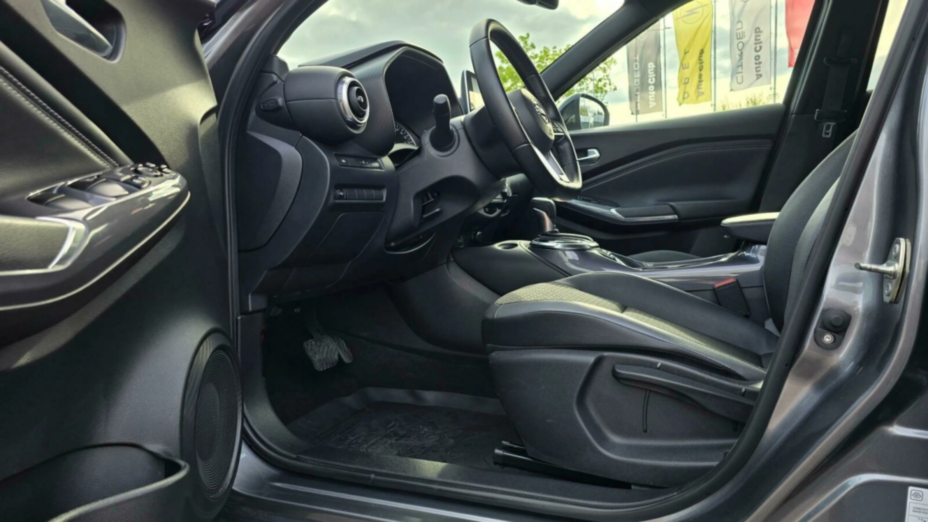 NISSAN Juke Juke 1.6 Hybrid N-Connecta AMT