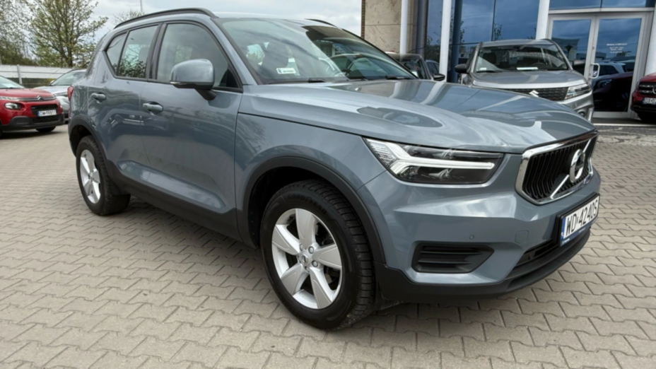 VOLVO XC40 XC40 T3 Momentum Core aut