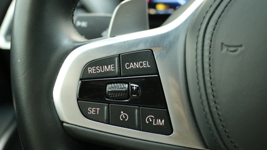 BMW Seria 3 318i M Sport aut