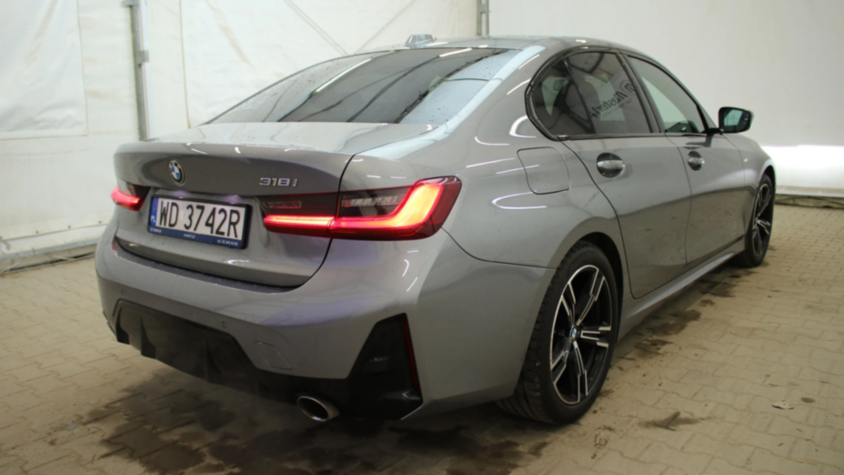 BMW Seria 3 318i M Sport aut