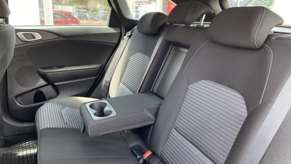 KIA Cee'd Ceed 1.5 T-GDI M DCT