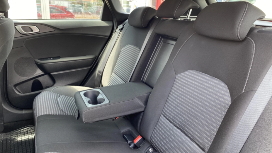 KIA Cee'd Ceed 1.5 T-GDI M DCT