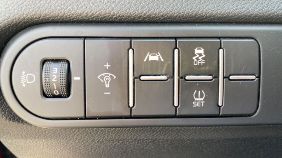 KIA Cee'd Ceed 1.5 T-GDI M DCT