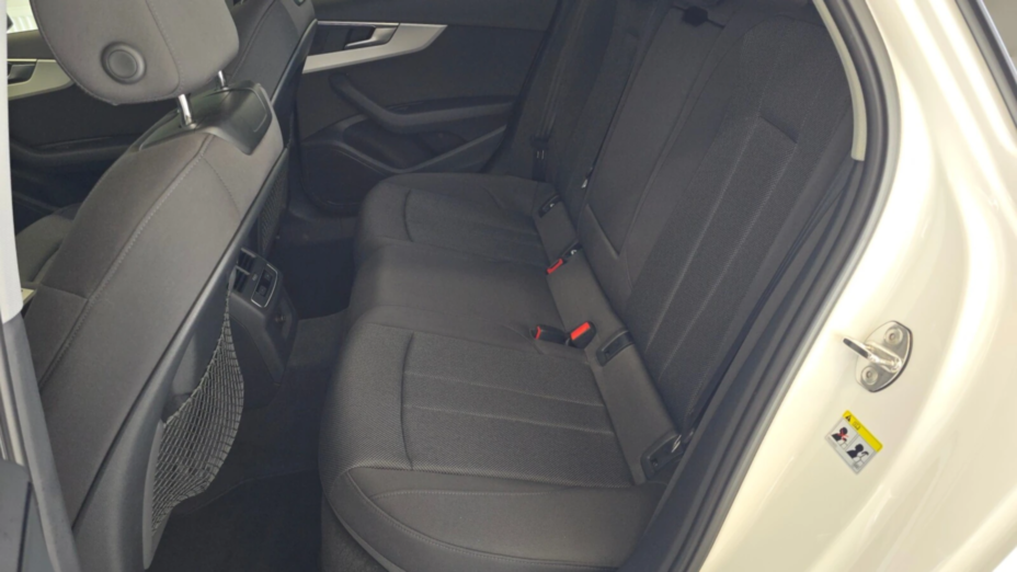 AUDI A4 A4 35 TFSI mHEV S tronic