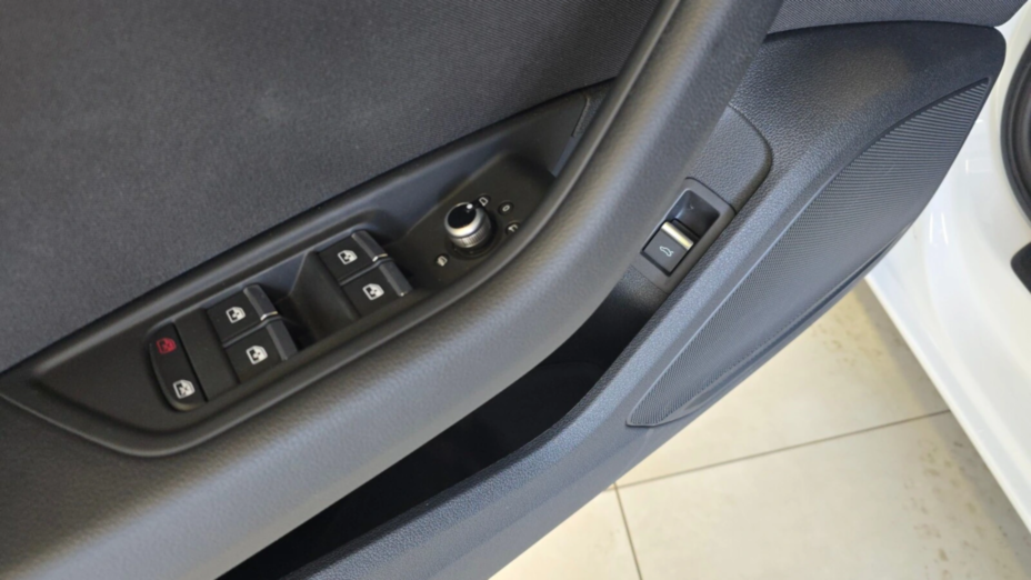AUDI A4 A4 35 TFSI mHEV S tronic
