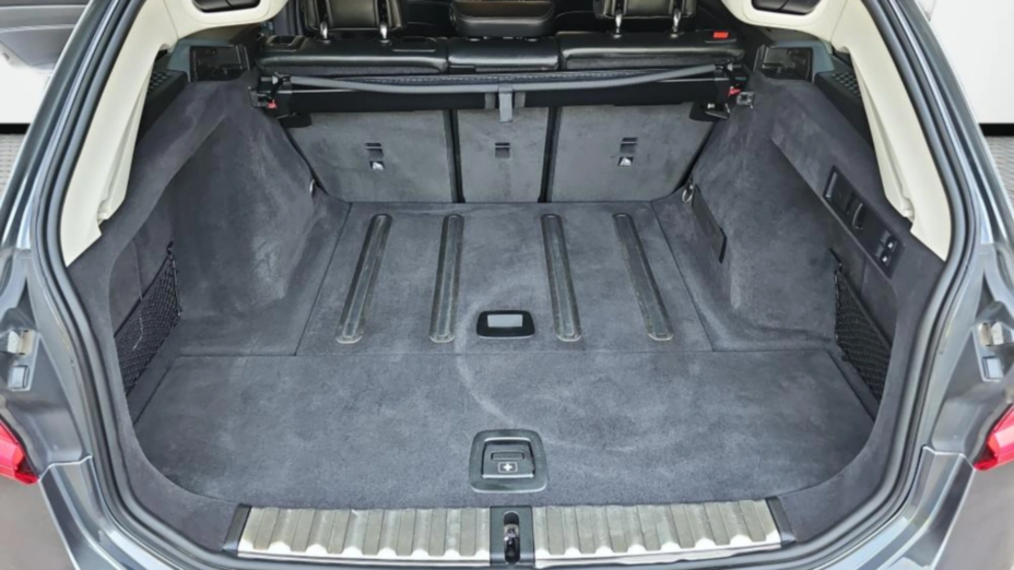 BMW Seria 3 320d xDrive mHEV Luxury Line aut