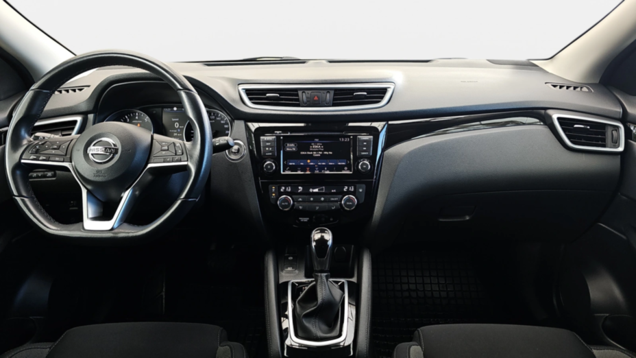 NISSAN Qashqai Qashqai 1.3 DIG-T N-Connecta DCT