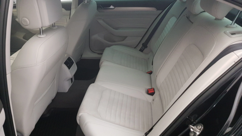 VOLKSWAGEN Passat Passat 2.0 TSI Elegance DSG