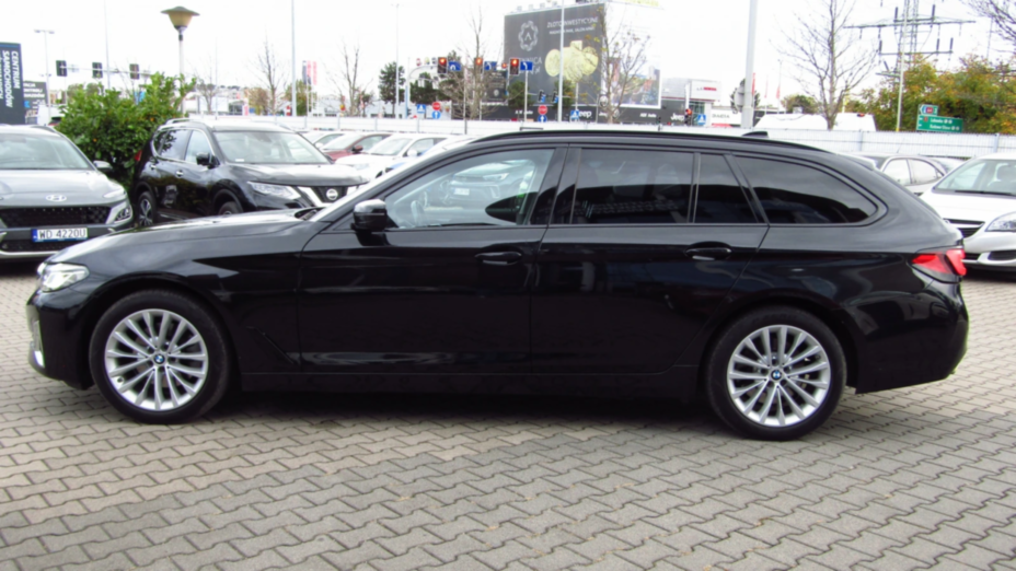 BMW Seria 5 520d xDrive mHEV Luxury Line sport-aut