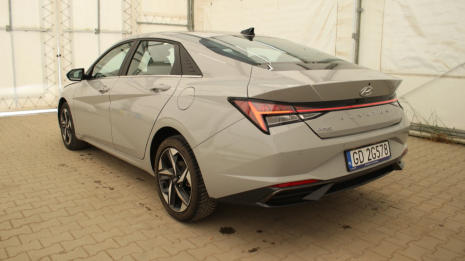 HYUNDAI Elantra Elantra 1.6 Executive