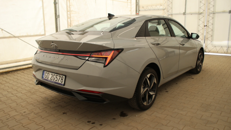 HYUNDAI Elantra Elantra 1.6 Executive