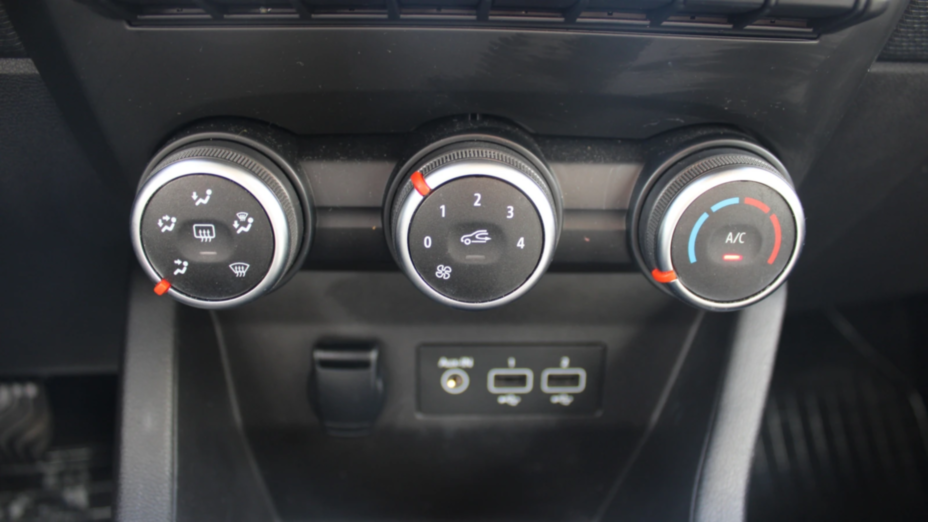RENAULT Clio Clio 1.0 TCe Equilibre