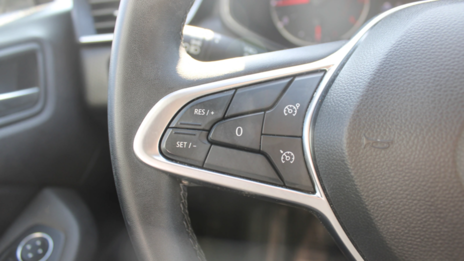 RENAULT Clio Clio 1.0 TCe Equilibre