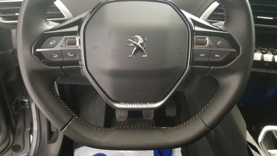 PEUGEOT 3008 3008 1.5 BlueHDi Active Pack S&S
