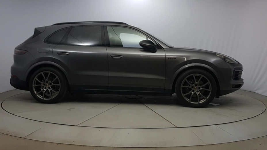 PORSCHE Cayenne Cayenne E-Hybrid