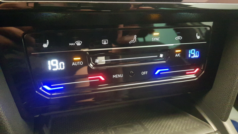 VOLKSWAGEN Passat Passat 2.0 TSI Elegance DSG