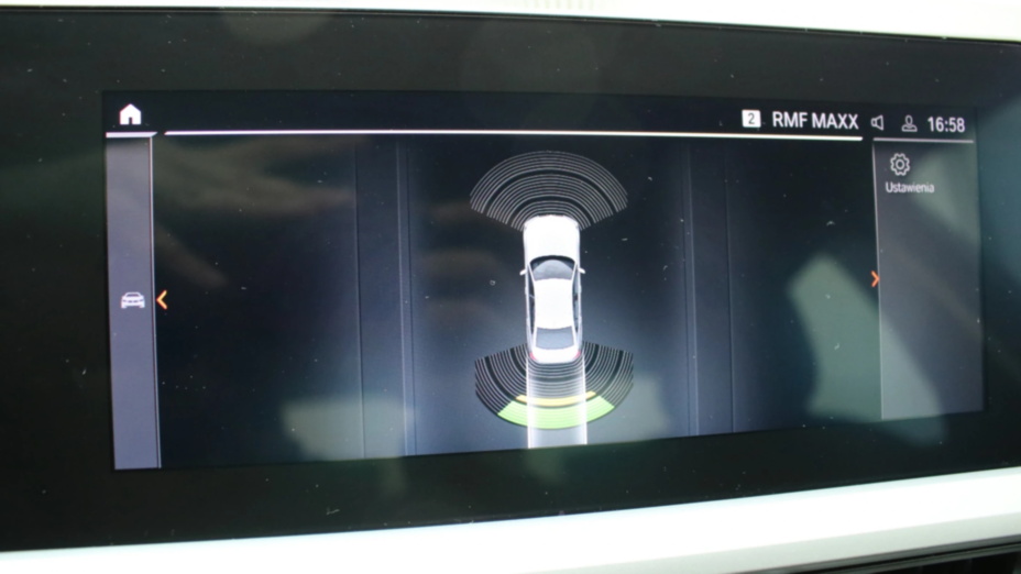 BMW Seria 3 318i Advantage aut