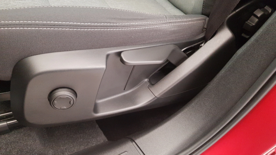 VOLVO XC40 XC40 T3 Momentum Pro aut