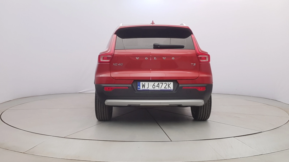 VOLVO XC40 XC40 T3 Momentum Pro aut