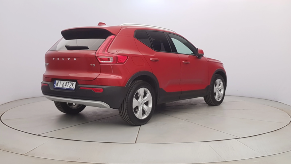 VOLVO XC40 XC40 T3 Momentum Pro aut