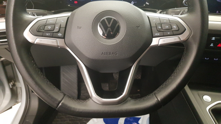 VOLKSWAGEN Golf Golf VIII 2.0 TDI Life