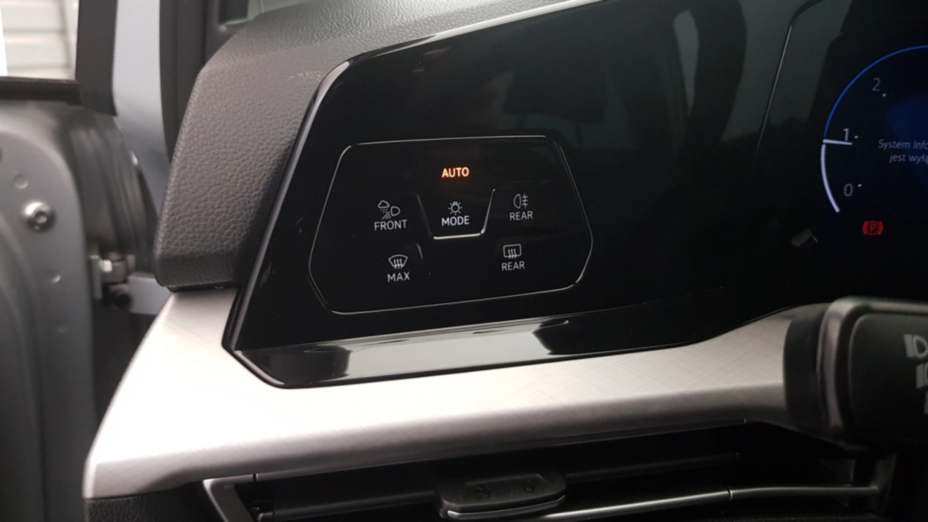 VOLKSWAGEN Golf Golf VIII 2.0 TDI Life