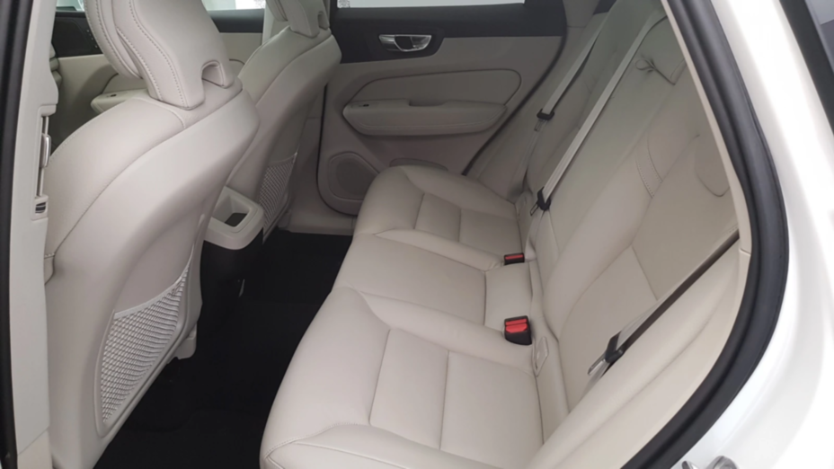 VOLVO XC60 XC60 B4 D AWD Inscription aut