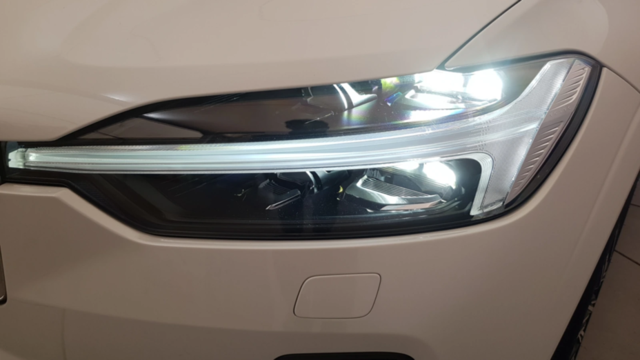 VOLVO XC60 XC60 B4 D AWD Inscription aut