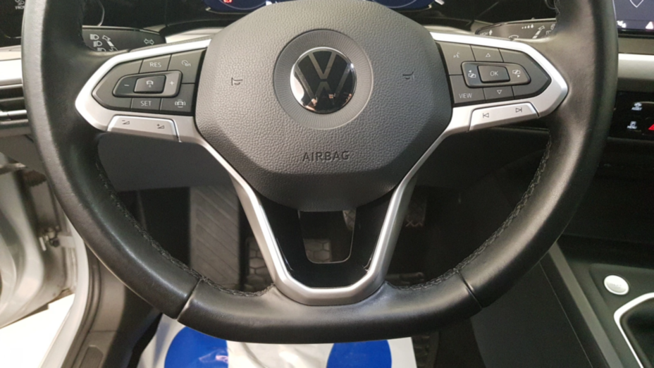 VOLKSWAGEN Golf Golf VIII 2.0 TDI Life
