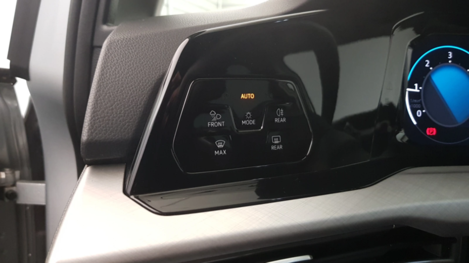 VOLKSWAGEN Golf Golf VIII 2.0 TDI Life
