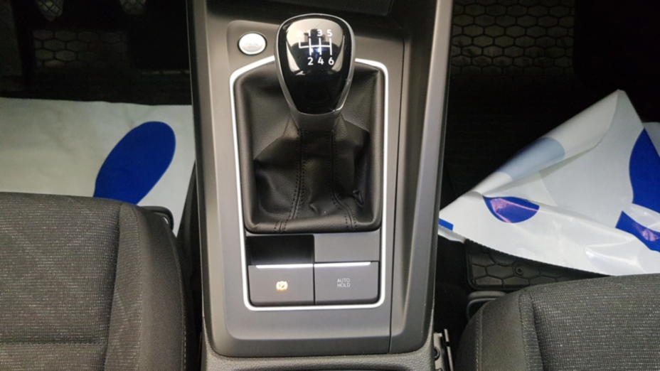 VOLKSWAGEN Golf Golf VIII 2.0 TDI Life