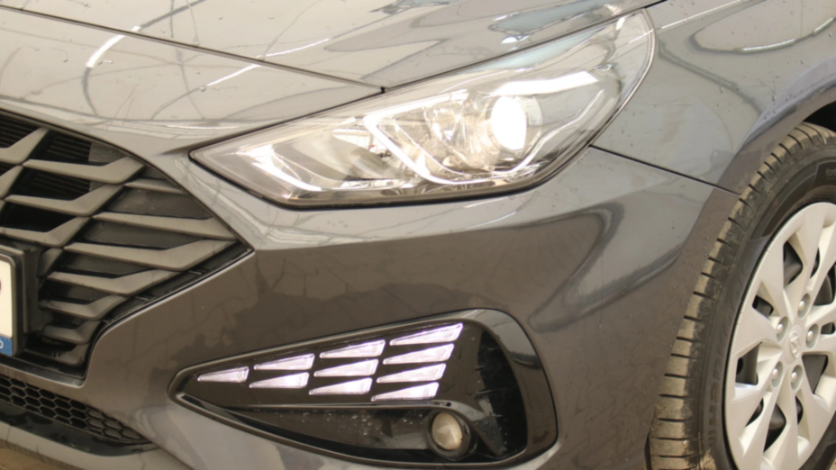 HYUNDAI i30 i30 1.0 T-GDI Classic + DCT