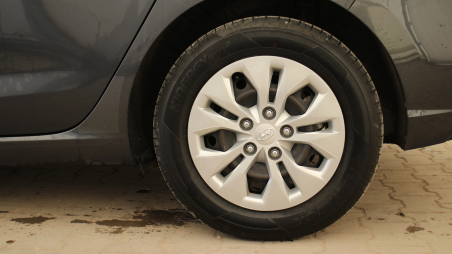 HYUNDAI i30 i30 1.0 T-GDI Classic + DCT