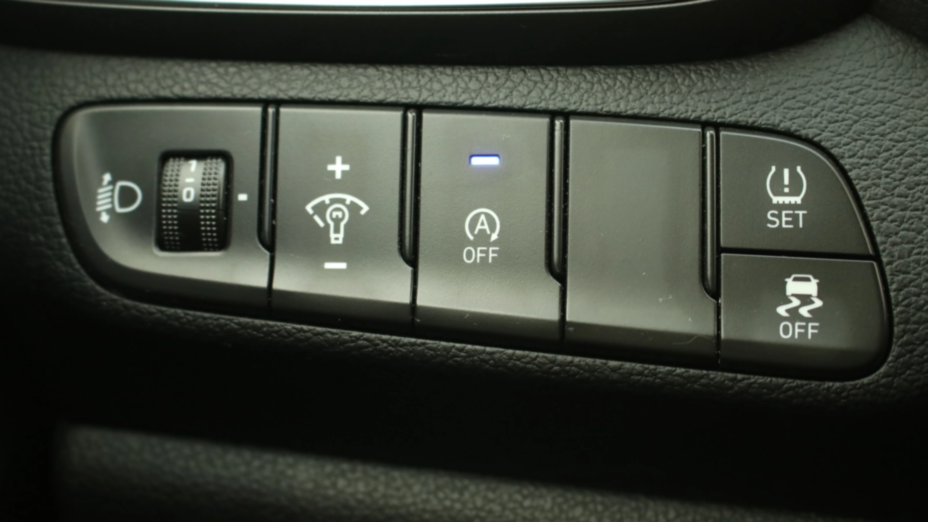 HYUNDAI i30 i30 1.0 T-GDI Classic + DCT