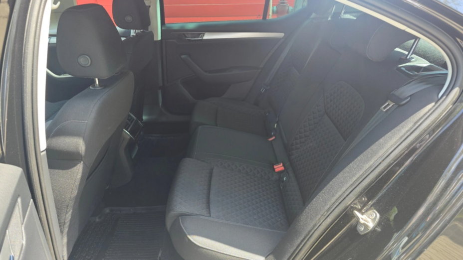 SKODA Superb Superb 1.5 TSI Ambition DSG
