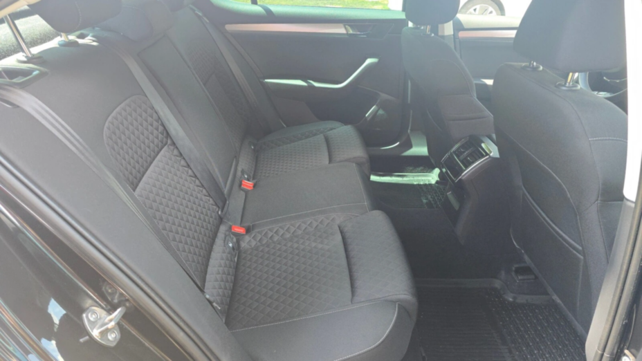 SKODA Superb Superb 1.5 TSI Ambition DSG