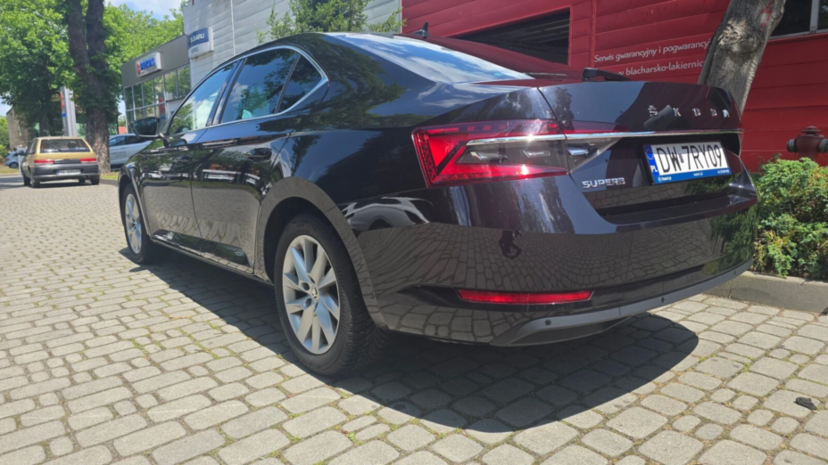 SKODA Superb Superb 1.5 TSI Ambition DSG