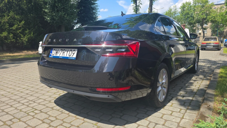 SKODA Superb Superb 1.5 TSI Ambition DSG