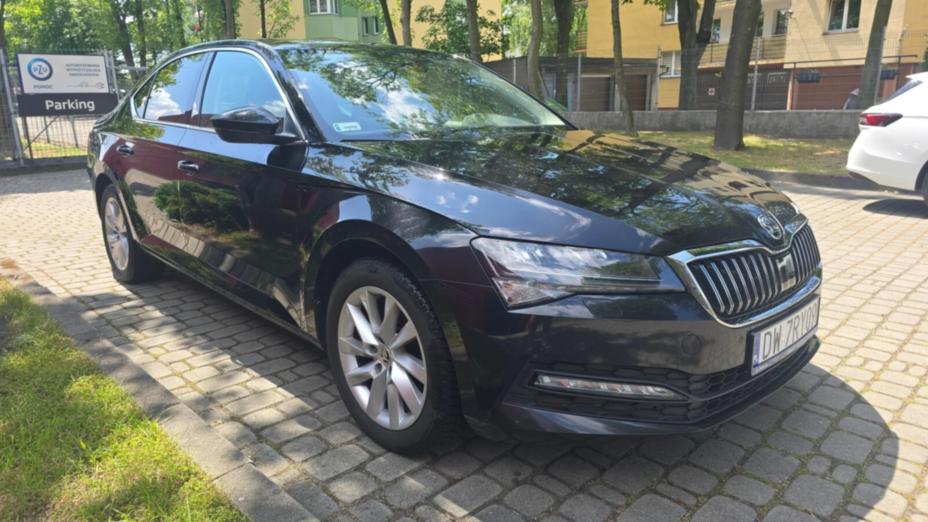 SKODA Superb Superb 1.5 TSI Ambition DSG