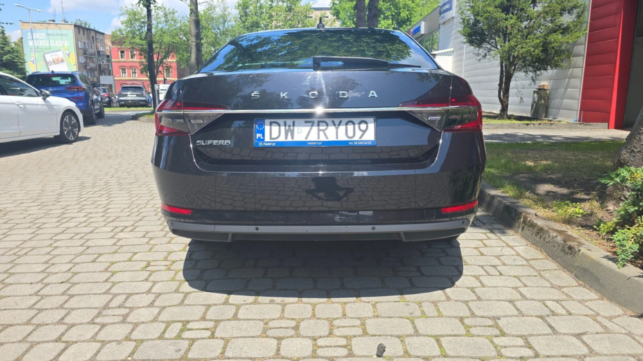 SKODA Superb Superb 1.5 TSI Ambition DSG