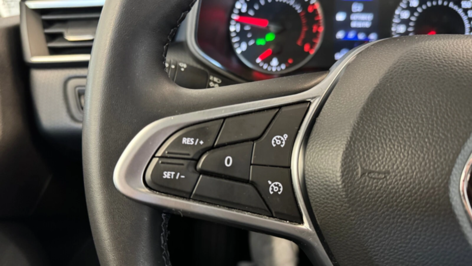 RENAULT Clio Clio 1.0 TCe Equilibre