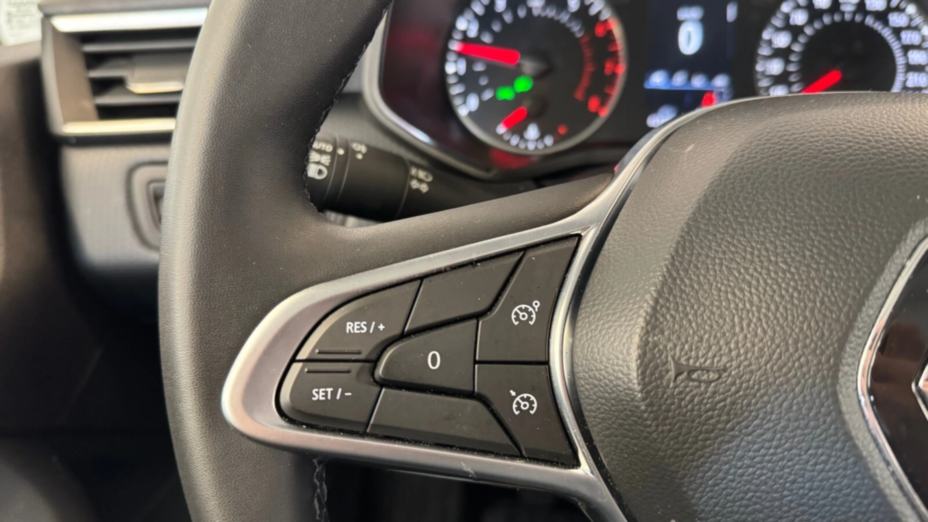 RENAULT Clio Clio 1.0 TCe Equilibre
