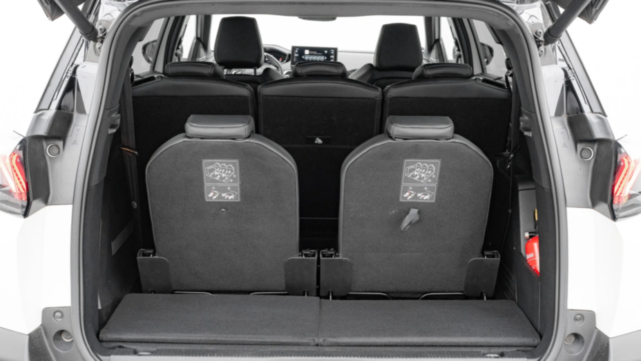 PEUGEOT 5008 5008 1.6 PureTech GT Pack S&S EAT8